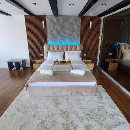 Flux Studios Apart 2 Oradea Luaran gambar
