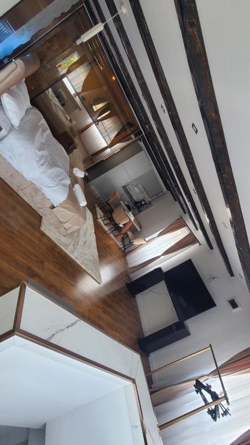 Flux Studios Apart 2 Oradea Luaran gambar